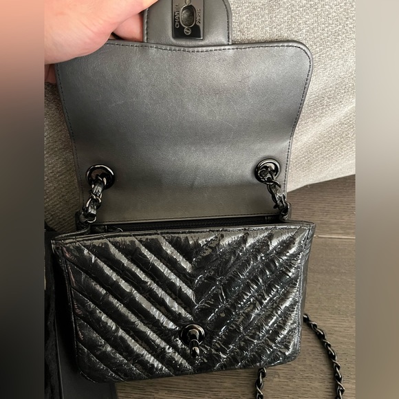 Chanel - Picture 9 of 15